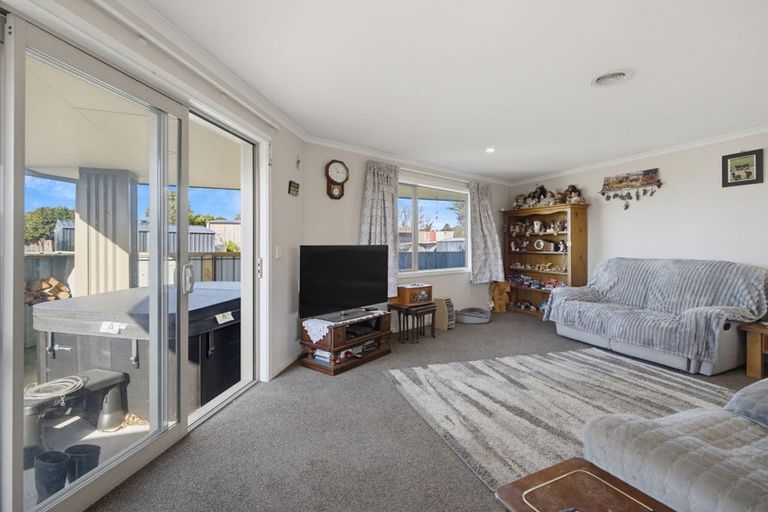 Photo of property in 35 Chester Street, Hampden, 9410