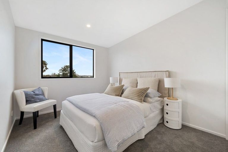 Photo of property in 1/8 Bennett Road, Pakuranga, Auckland, 2010