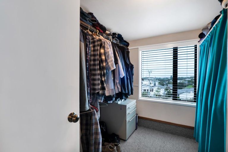 Photo of property in 52 Bayly Road, Blagdon, New Plymouth, 4310