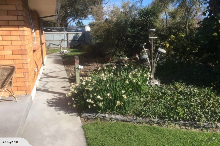 Photo of property in 10 Walker Place, Rangiora, 7400