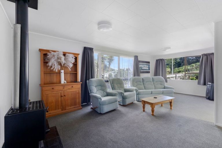 Photo of property in 40 Herekawe Drive, Spotswood, New Plymouth, 4310