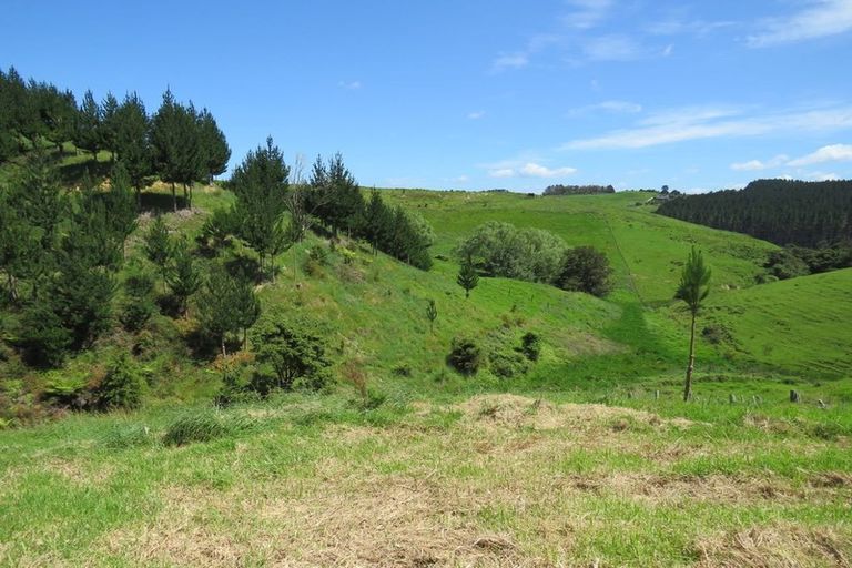 Photo of property in 289 Franklin Road, Paparoa, 0571