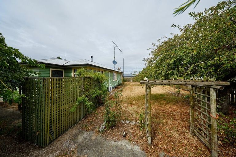 Photo of property in 32 Leslie Street, Waiau, 7332