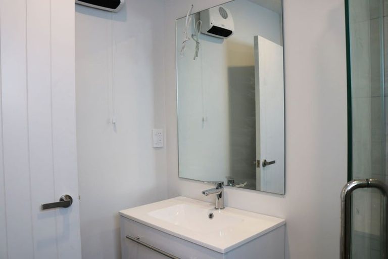 Photo of property in 19 Central Terrace, Alicetown, Lower Hutt, 5010