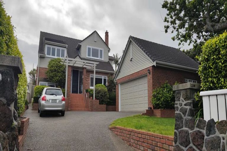 Photo of property in 206 Hurstmere Road, Takapuna, Auckland, 0622