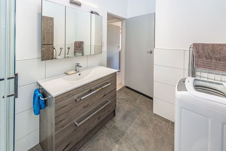 Photo of property in 6a Nikau Street, Tawhero, Whanganui, 4501