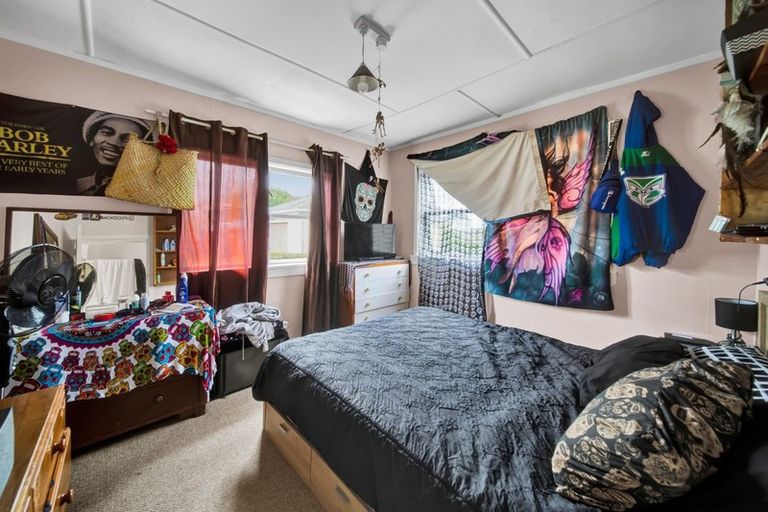 Photo of property in 152 Miranda Street, Stratford, 4332