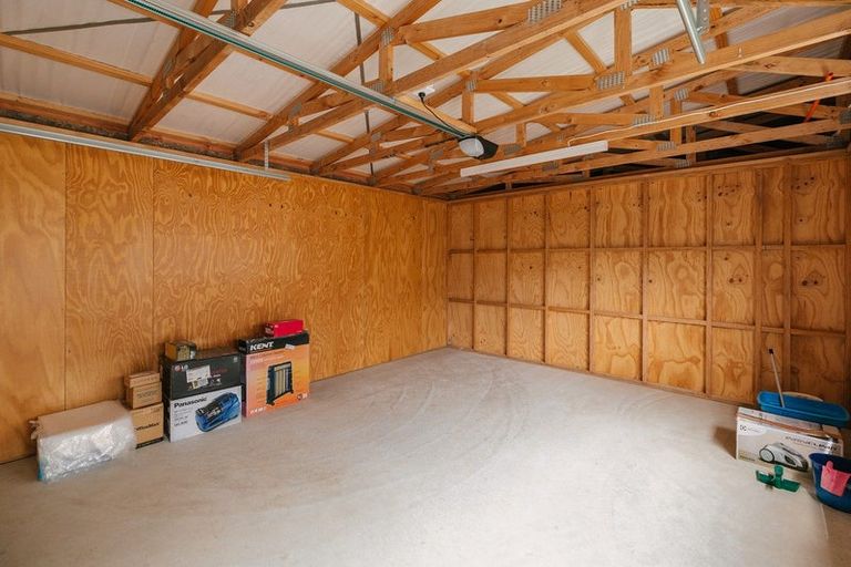 Photo of property in 8a Cuba Street, Takaro, Palmerston North, 4412