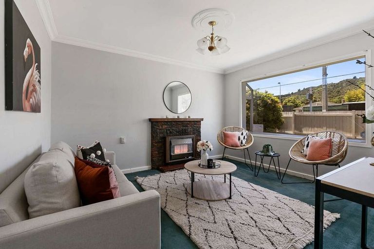 Photo of property in 140 Main Road, Wainuiomata, Lower Hutt, 5014