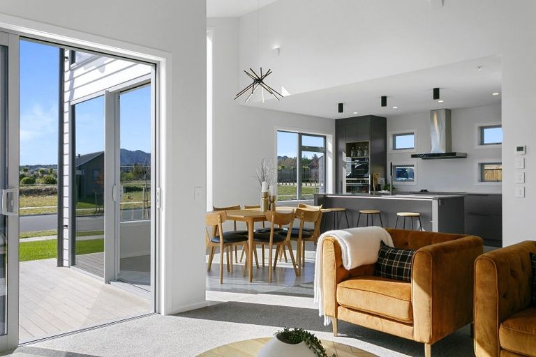 Photo of property in 24 Raupo Crescent, Wharewaka, Taupo, 3330