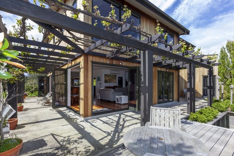 Photo of property in 67 Matatua Road, Raumati Beach, Paraparaumu, 5032