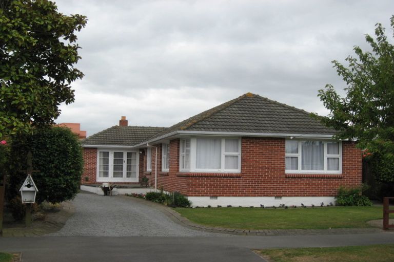 Photo of property in 76 Teesdale Street, Burnside, Christchurch, 8053