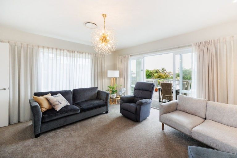 Photo of property in 9 Roore Street, Foxton Beach, Foxton, 4815