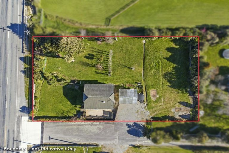 Photo of property in 931 State Highway 1, Te Horo, Otaki, 5581