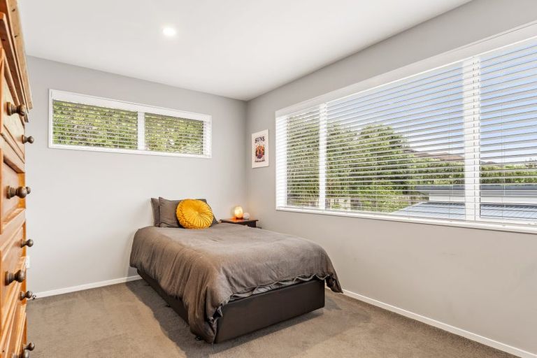 Photo of property in 2 Boocock Crescent, Orewa, 0931