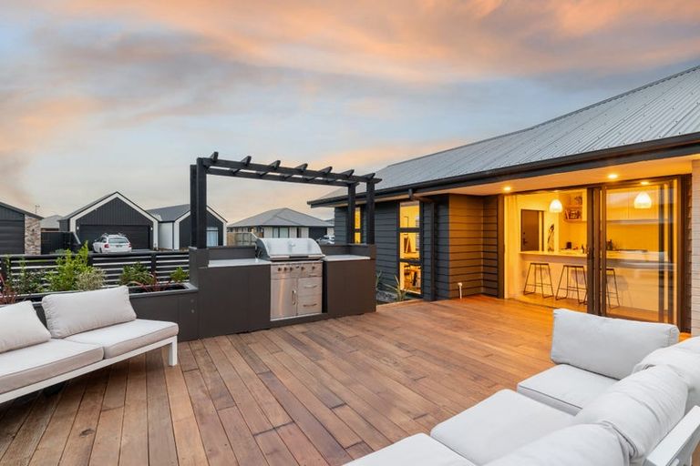 Photo of property in 13 Stackwood Avenue, Woodend, 7610