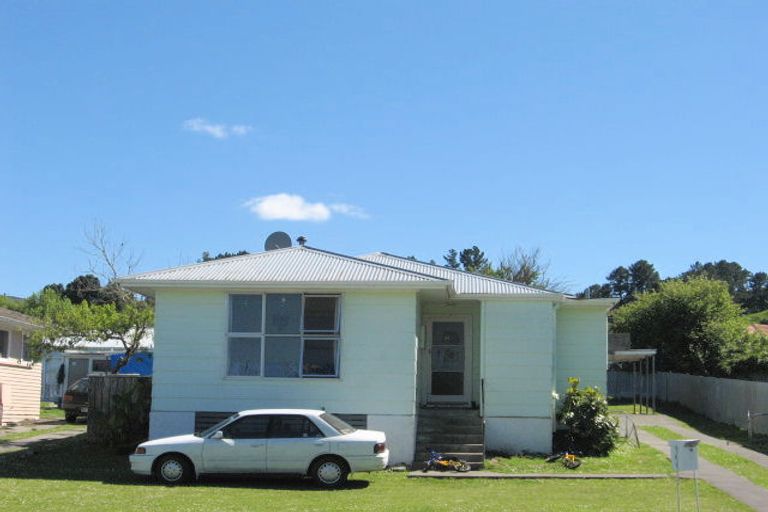 Photo of property in 16 Lawrence Street, Outer Kaiti, Gisborne, 4010