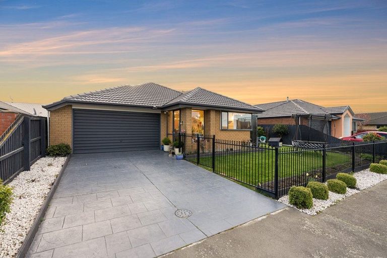 Photo of property in 1/54 Bella Rosa Drive, Hei Hei, Christchurch, 8042