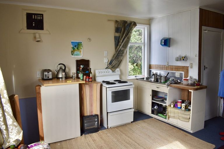 Photo of property in 17 Koromiko Street, Otaki Beach, Otaki, 5512
