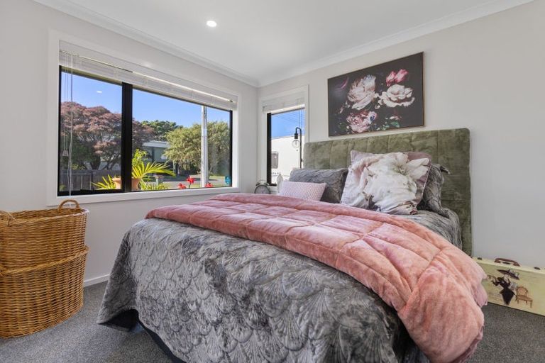 Photo of property in 67a Queen Street, Waitara, 4320