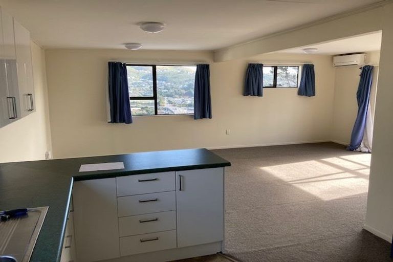 Photo of property in 36 Sheridan Terrace, Johnsonville, Wellington, 6037