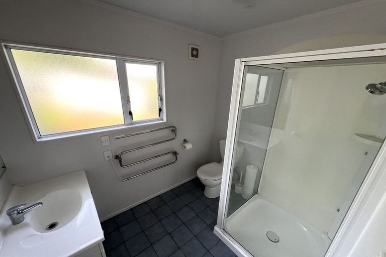 Photo of property in 20a Lambley Road, Titahi Bay, Porirua, 5022