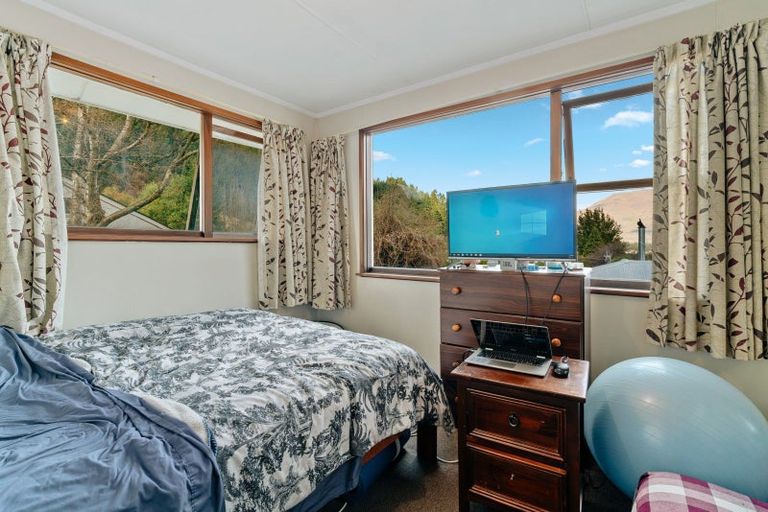 Photo of property in 22 Bowen Street, Queenstown, 9300