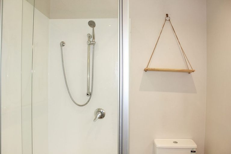 Photo of property in 191a Glengarry Road, Glen Eden, Auckland, 0602