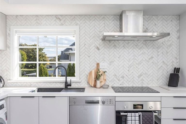 Photo of property in 1/7 Beverley Street, St Albans, Christchurch, 8014