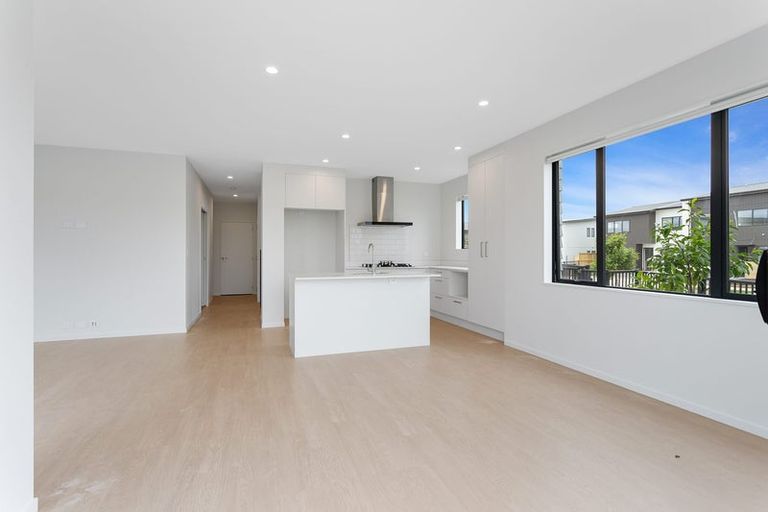 Photo of property in 50 Katikati Drive, Manurewa, 2102