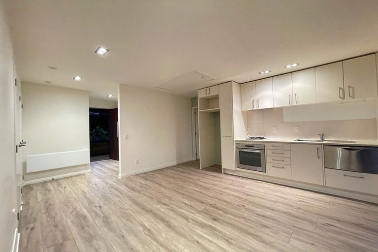 Photo of property in 5 Twin Court, Albany, Auckland, 0632