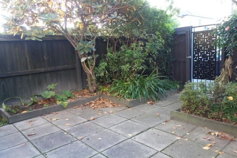 Photo of property in 11/16 Derby Street, St Albans, Christchurch, 8014