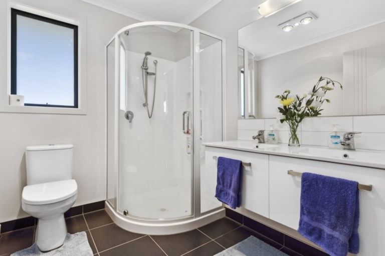 Photo of property in 28 Lynley Park Drive, Omokoroa, 3114