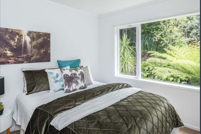 Photo of property in 30a Friend Street, Karori, Wellington, 6012