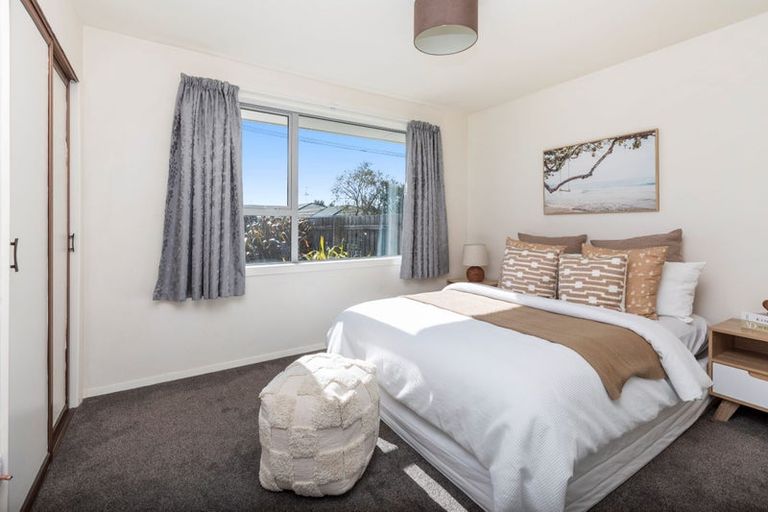 Photo of property in 1/24 Thompsons Road, Belfast, Christchurch, 8051