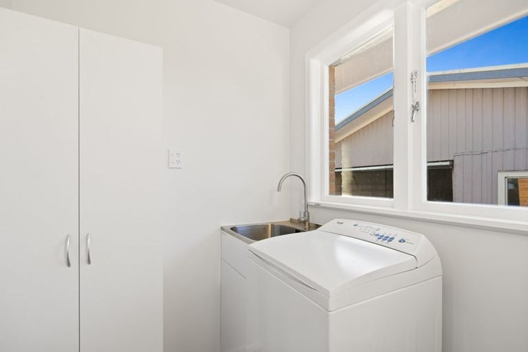 Photo of property in 36 Northolt Road, Fairview Downs, Hamilton, 3214