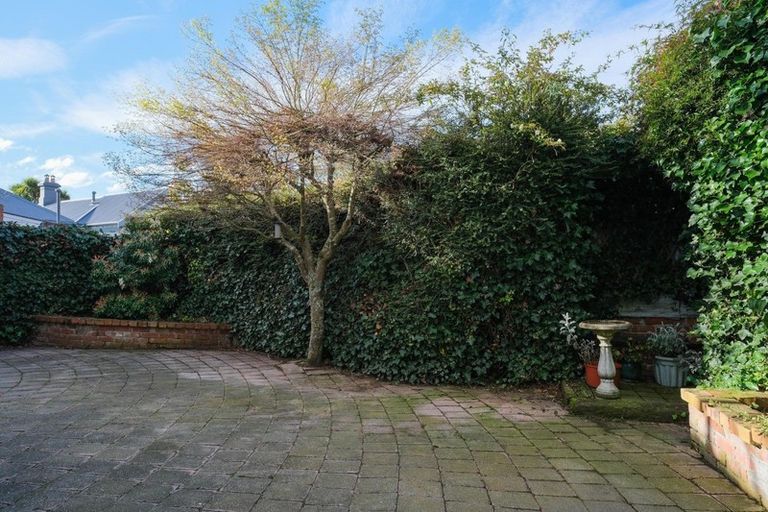 Photo of property in 4 Falcon Street, Roslyn, Dunedin, 9010