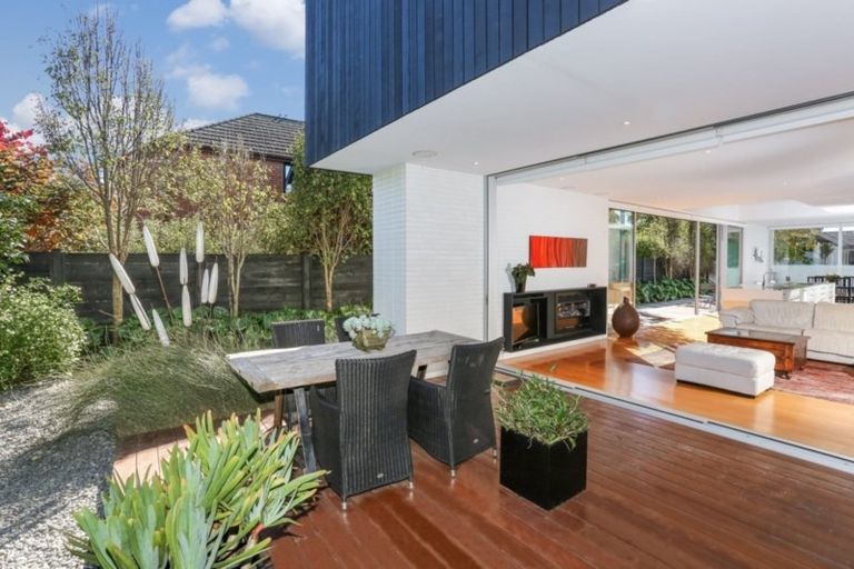 Photo of property in 5 Lombardia Way, Karaka, Papakura, 2113