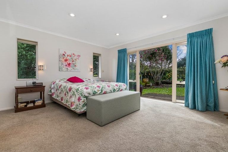 Photo of property in 54 Charles Prevost Drive, The Gardens, Auckland, 2105