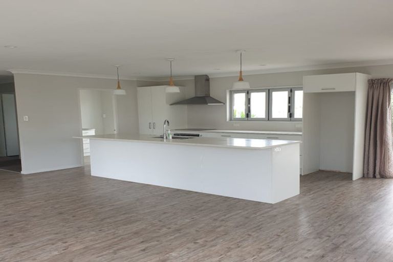 Photo of property in 9 Harbour Crest Drive, Waiuku, 2123