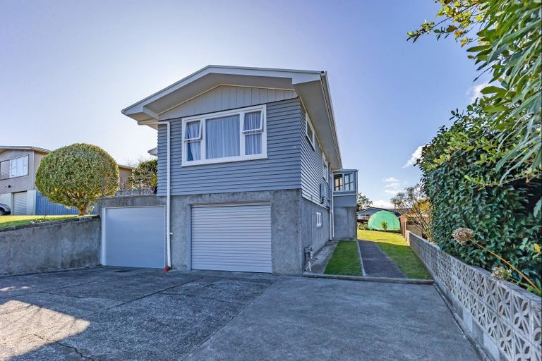 Photo of property in 13 Burn Street, Levin, 5510