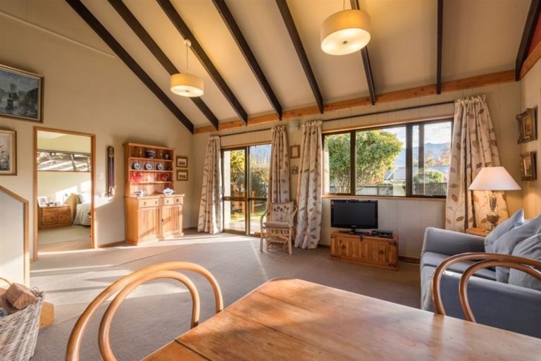 Photo of property in 24 Rata Street, Wanaka, 9305