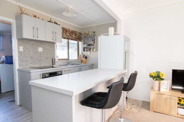 Photo of property in 2/3 Paul Drive, Ngatea, 3503