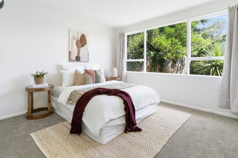 Photo of property in 22 Besant Place, Avondale, Christchurch, 8061