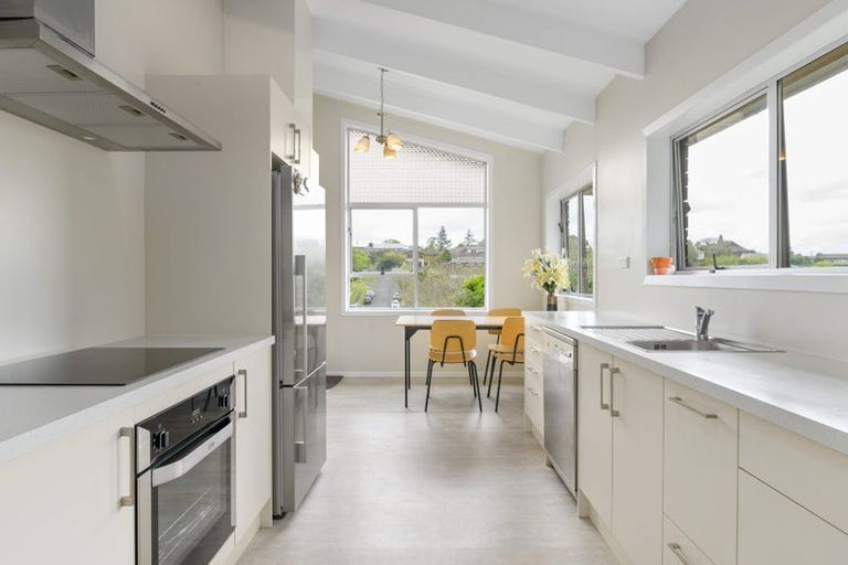 Photo of property in 97 Aberdeen Drive, Dinsdale, Hamilton, 3204