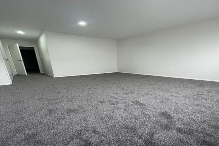 Photo of property in 17b Kemble Close, Mangere, Auckland, 2022