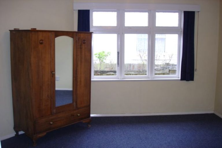 Photo of property in 27 Argentine Avenue, Miramar, Wellington, 6022