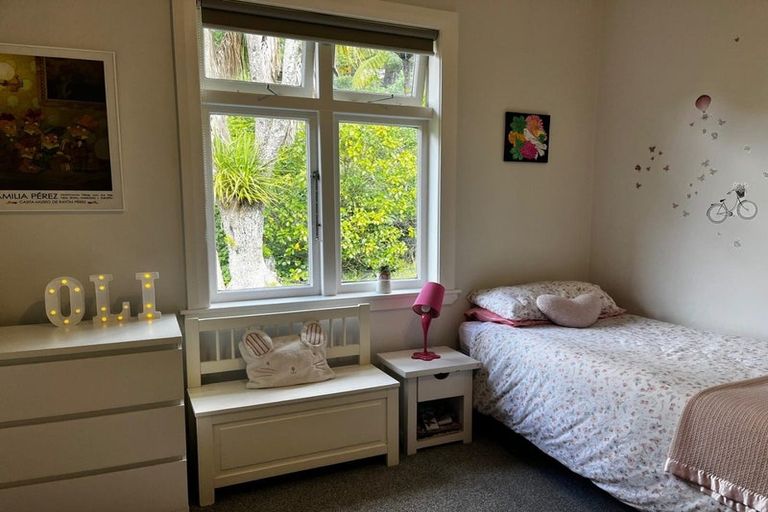 Photo of property in 61 Nottingham Street, Karori, Wellington, 6012