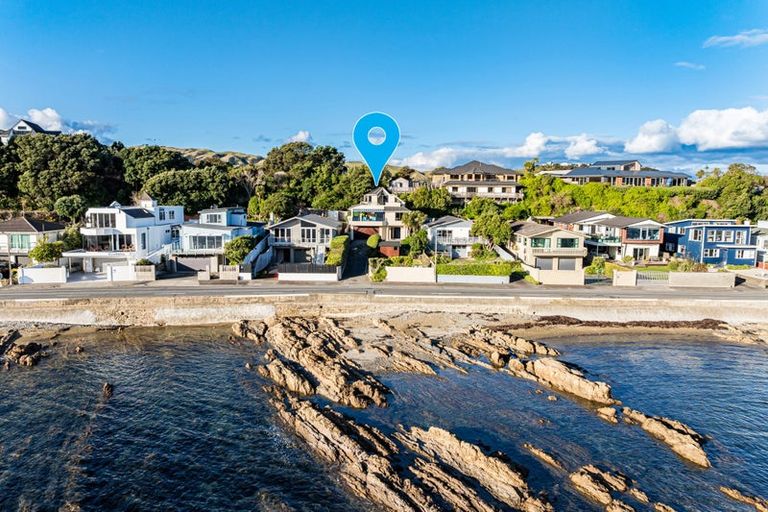 Photo of property in 24 Sunset Parade, Plimmerton, Porirua, 5026