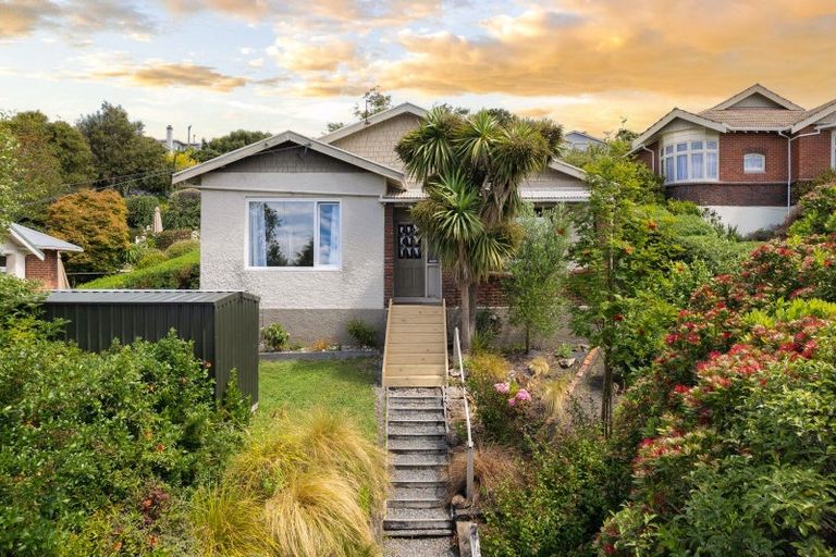 Photo of property in 37 Skibo Street, Kew, Dunedin, 9012